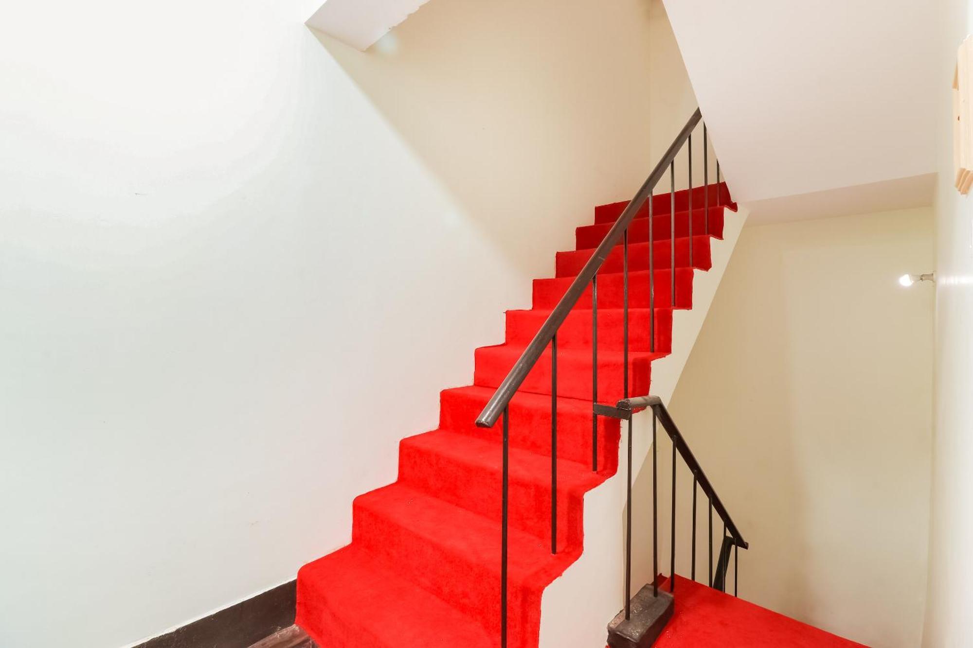 Oyo Hotel Pacifica Near Phoenix United Λάκναου Εξωτερικό φωτογραφία