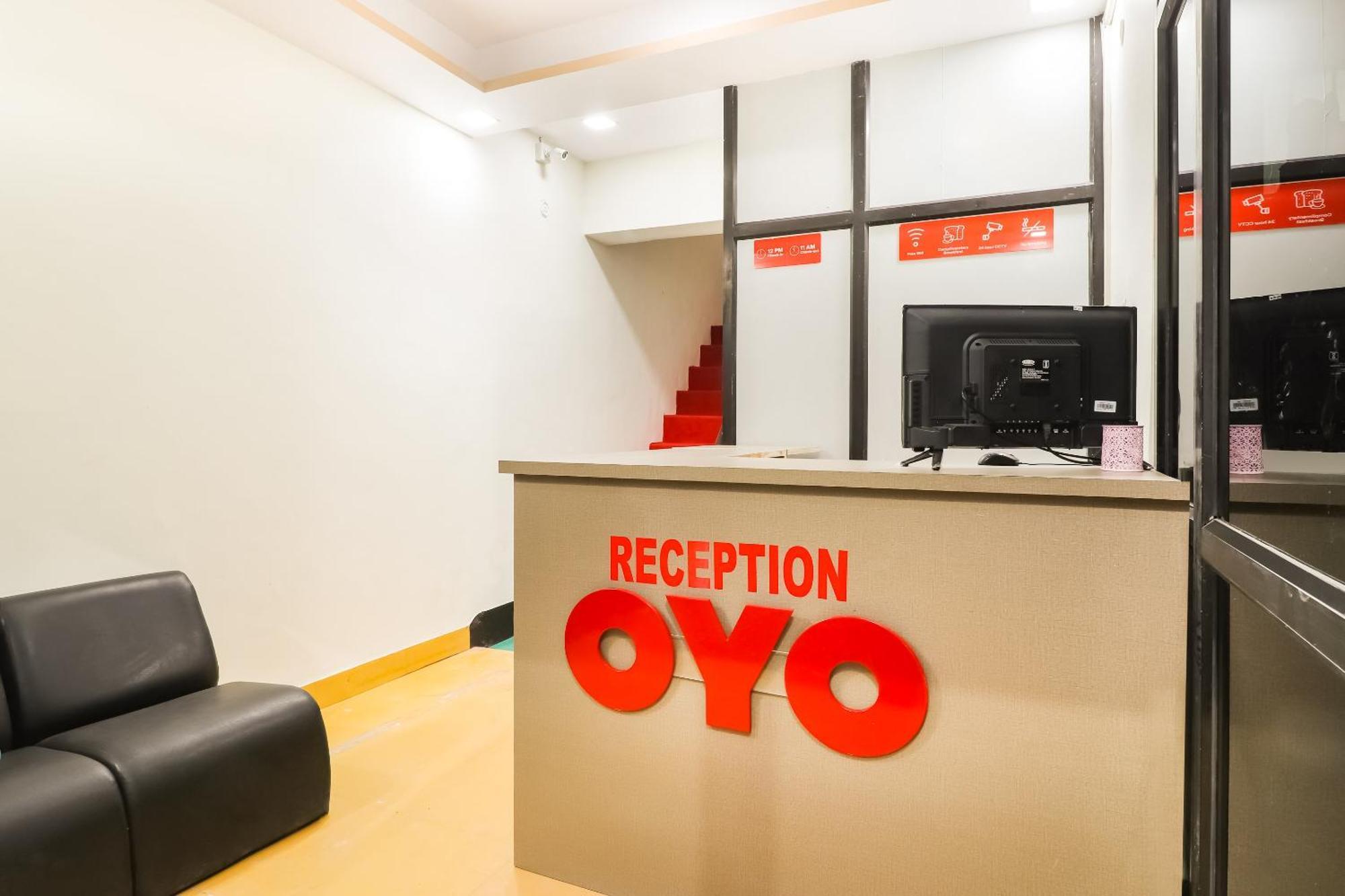 Oyo Hotel Pacifica Near Phoenix United Λάκναου Εξωτερικό φωτογραφία
